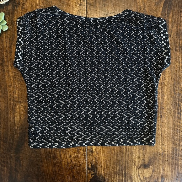 Anthropologie |  Postmark, Zigzag Textured Black & White Top, Size Small - Picture 3 of 8